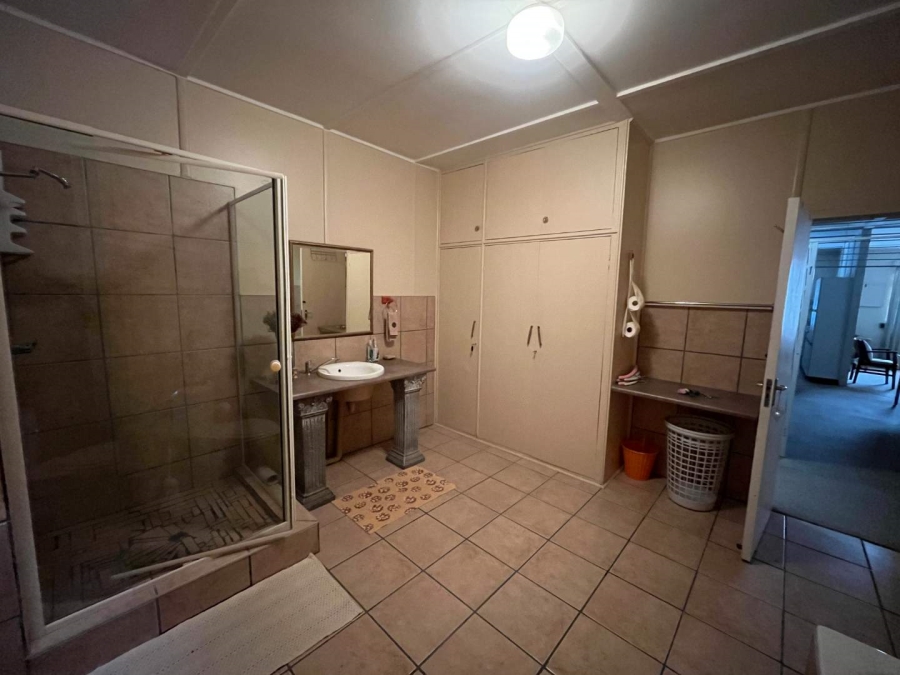 4 Bedroom Property for Sale in Kakamas Northern Cape